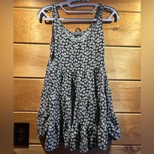 Women’s Navy Daisy Pattern 3 Tier Ruffle Tank S